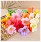 Hoa tuy líp giả nhiều màu sắc phù hợp decor trang trí