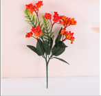 Nhành hoa tuy líp trang trí trang phục phòng làm việc khách sạn mới nhất