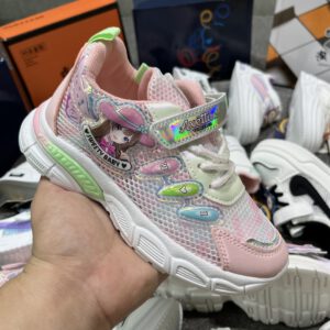 Giày thể thao trẻ em mùa hè kiểu dáng phù hợp hiện đại - phong cách