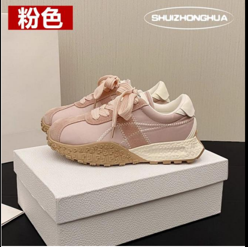 Giày thể thao mẫu mới nhất dành cho phụ nữ