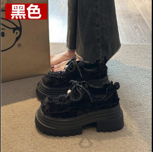 Giày bốt nữ làm bằng vải mẫu mới nhất tại kho xưởng