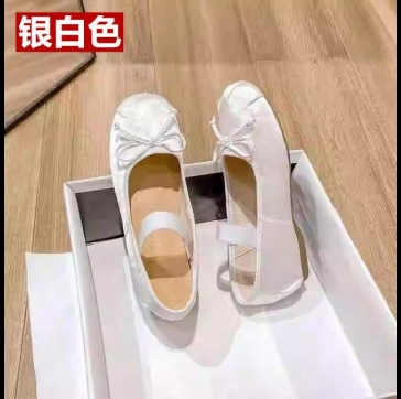 Giày búp bế mũi tròn có nơ xinh xắn dành cho nữ mẫu mới nhất