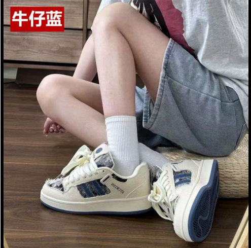 Giày nữ thể thao phối màu trẻ trung JEANS trẻ trung hót trend 2025