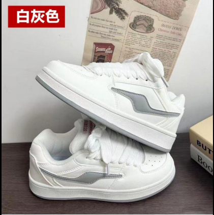 Giày thể thao nữ với Họa tiết hình sấm sét mới nhất