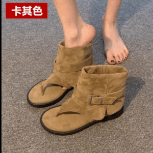 Đôi bốt hở ngót ôm cổ chân mẫu mới nhất phù hợp với mùa đông sỉ lẻ giày dép giá xưởng