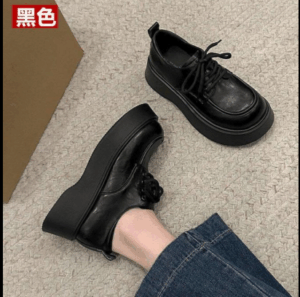 Đôi giày lười da nhỏ màu đen phong cách Anh của DOLIN COLLECTION mẫu mới