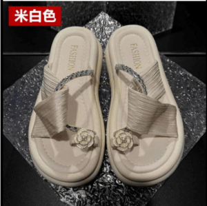 Dép Đẹp Nữ Mặc Ngoài Mùa Hè 2025 Phong Cách Mới Pháp Camellia Đế Dày Bao Gót Sandal Giày Đi Biển Đế Mềm