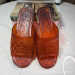 Dép quai ngang cao su kiểu cổ điển Việt Nam