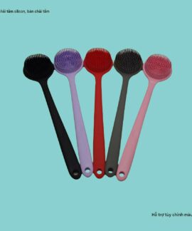 Bàn chải tắm silicone cán dài 130 g nhiều màu