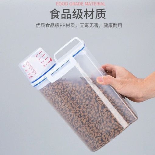 Thùng nhựa dùng cho thức ăn thú cưng có bốn khóa