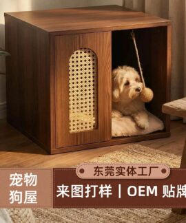 Nhà Gỗ Bán Kín Cho Chó Mèo