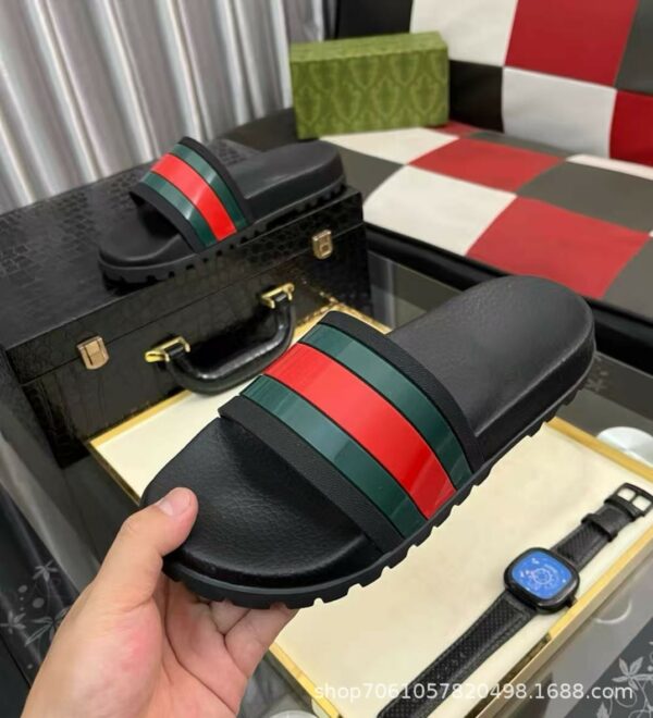 Dép quai ngang unisex kiểu dáng tối giản