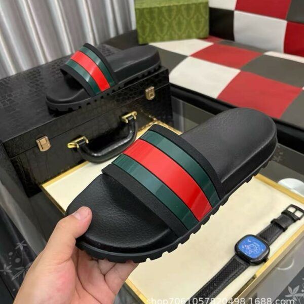 Dép quai ngang unisex kiểu dáng tối giản