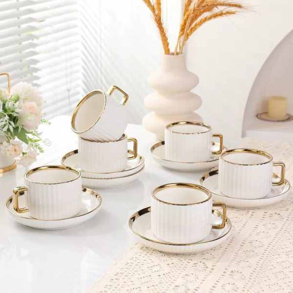 Cốc sứ và đồ bàn ăn viền ánh kim kiểu châu Âu