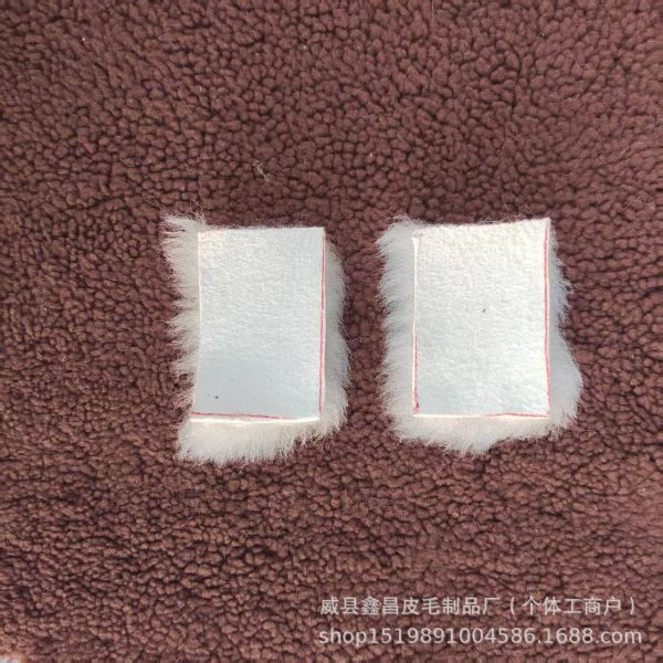 Miếng da cừu còn lông cắt sẵn làm đồ thủ công