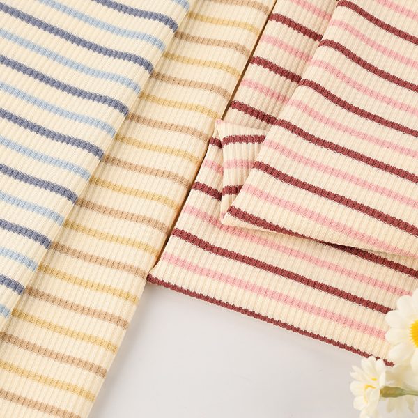 Vải polyester dệt kim sọc 2 × 2 định lượng 230 g
