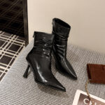 Boots nữ cao gót nhọn mã 88511