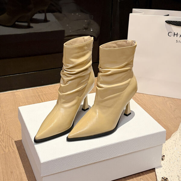 Boots nữ cao gót nhọn mã 88511