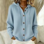 Áo cardigan dệt kim có mũ cài cúc nữ