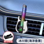 Đèn guitar gắn cửa gió ô tô kèm hương thơm