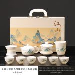 Bộ ấm chén trà họa tiết Thiên Lý Giang Sơn