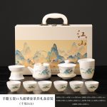 Bộ ấm chén trà họa tiết Thiên Lý Giang Sơn