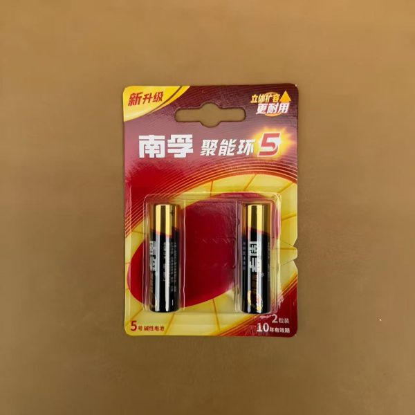 Pin kiềm AA AAA giá một viên