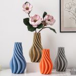 Bình hoa gốm vân xoắn tạo hình 3D