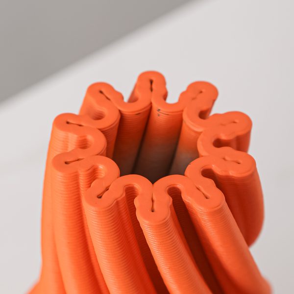 Bình hoa gốm vân xoắn tạo hình 3D
