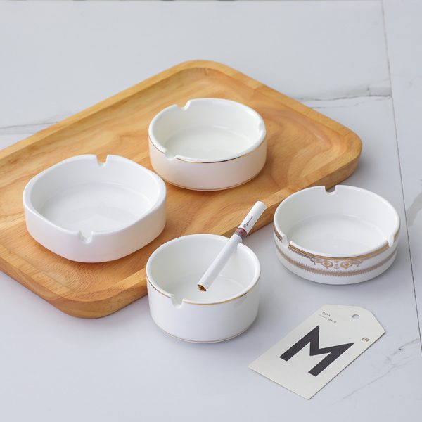 Gạt tàn sứ trắng viền vàng nhiều mẫu