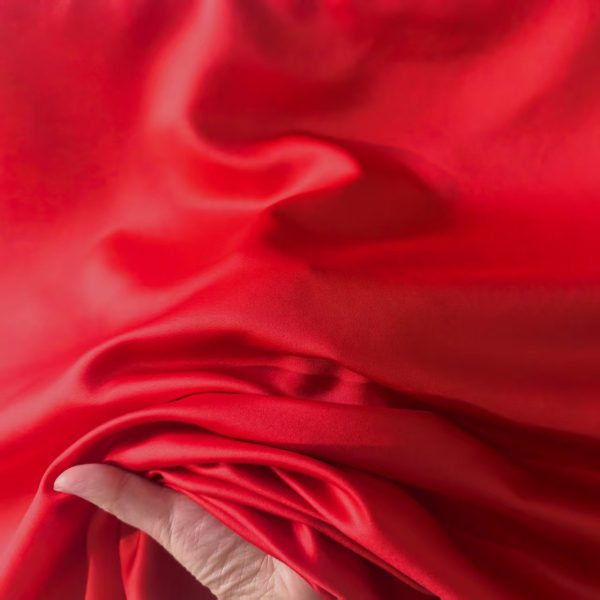 Vải polyester satin mờ không co giãn