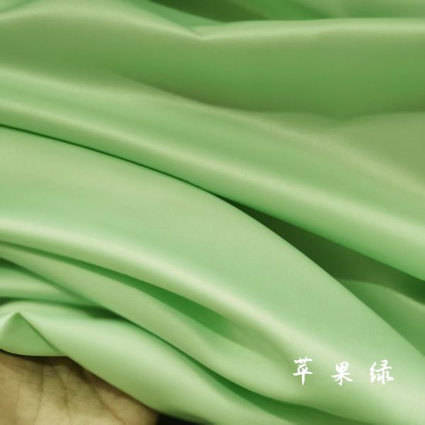 Vải polyester satin mờ không co giãn