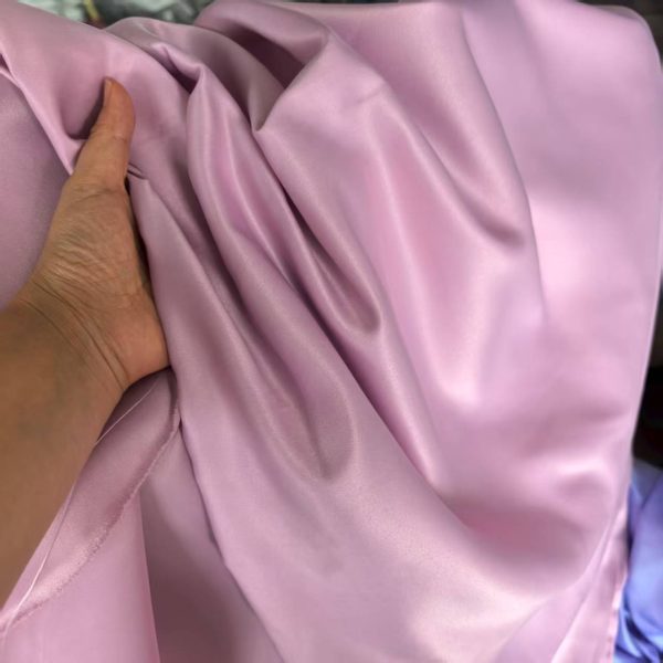 Vải polyester satin mờ không co giãn