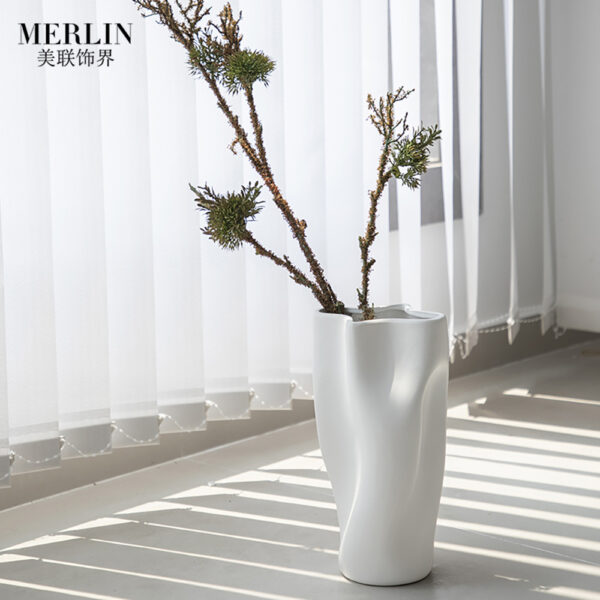 Bình gốm nghệ thuật cao 29,5 cm