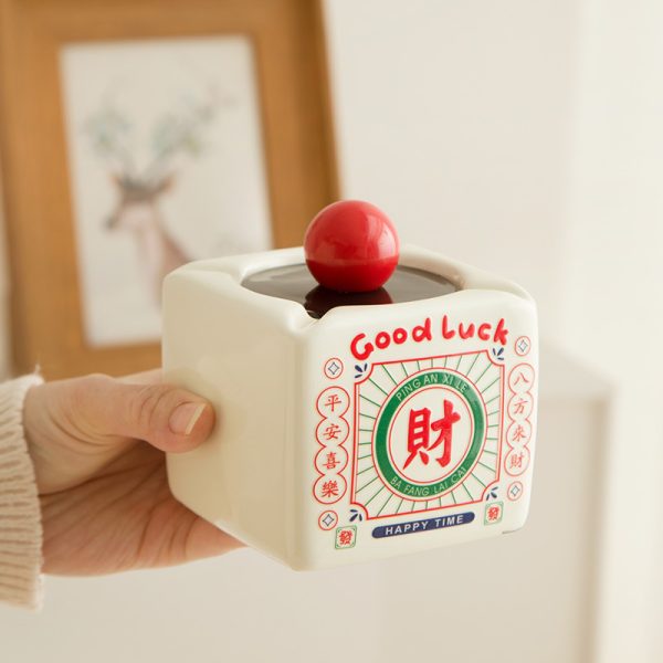 Gạt tàn sứ phong cách hoài cổ có nắp