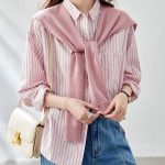 Áo sơ mi nữ kẻ sọc có lựa chọn kèm khăn choàng