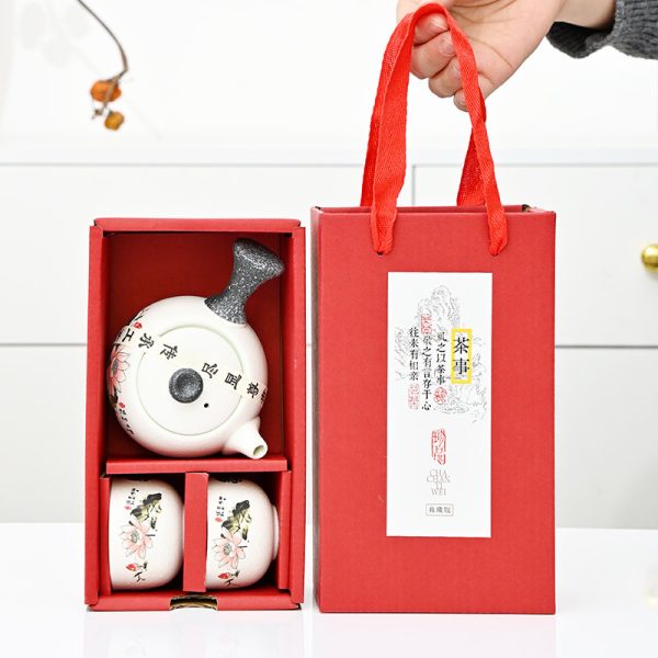 Bộ ấm trà tay bên men tuyết kèm hai hoặc bốn chén